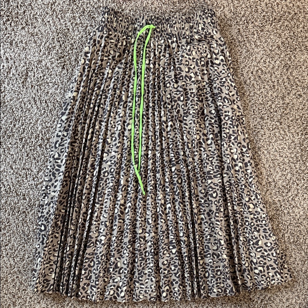 Leopard Print Pleated Skirt with Neon Accent